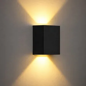 Luminaria Delis/lumanti Arandela Led 4w 3.0k Pt